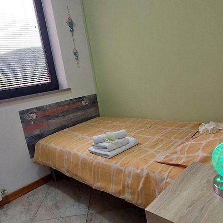 Apartma Mimi Dekani Eksteriør billede